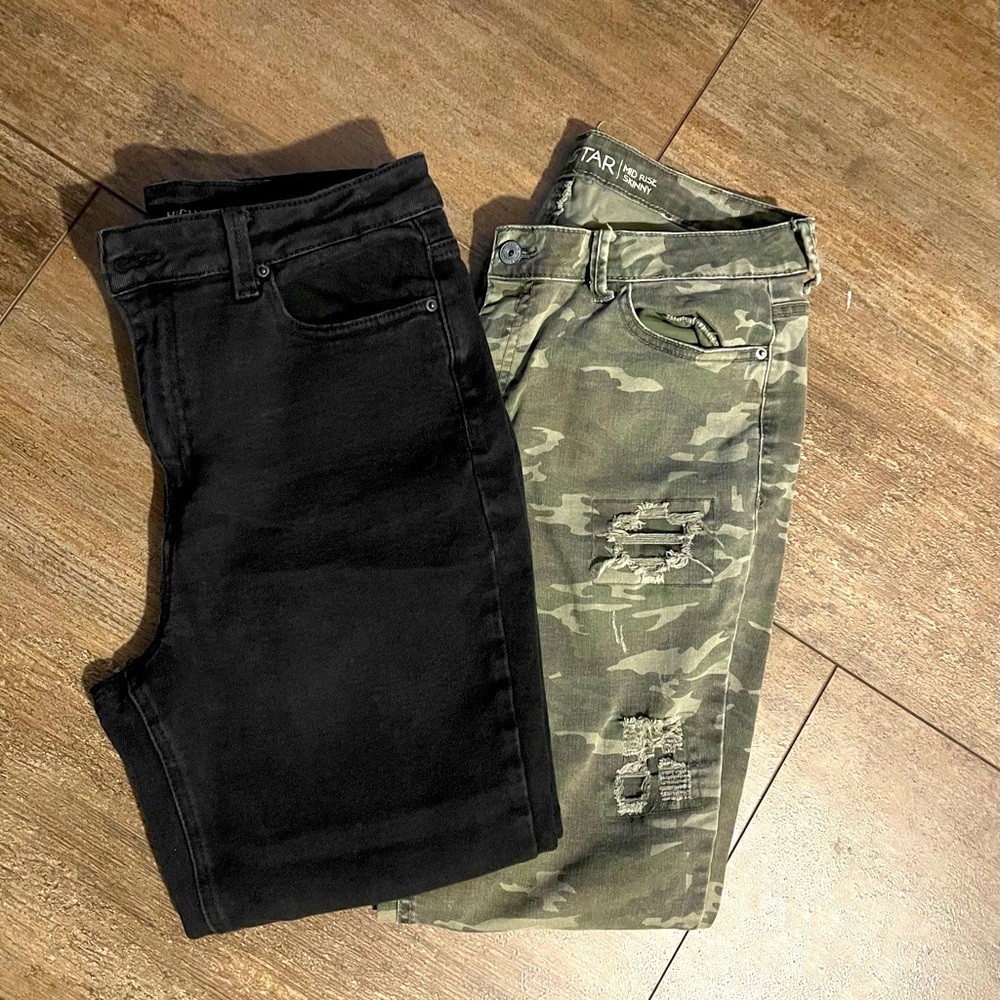 2 for $25! Vanilla Star Distressed Skinny Jeans
